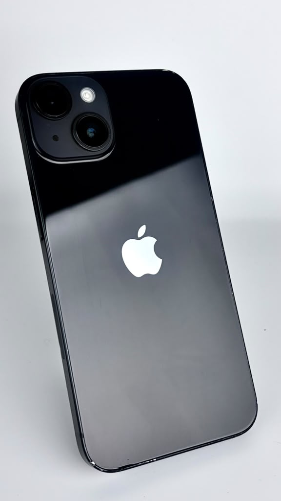 iPhone 14 in Midnight, back